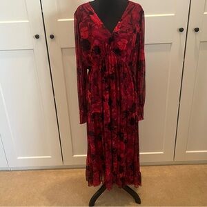 Taylor Dresses Gorgeous Maroon and Black Long Sleeve Dress